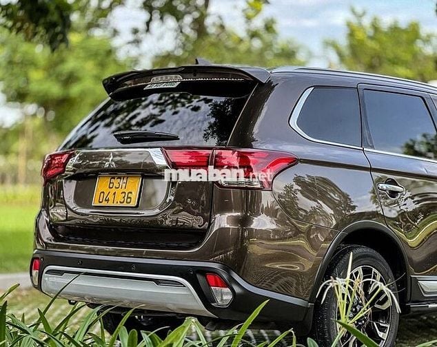 Outlander 2.0 đời 2020 zin chính chủ