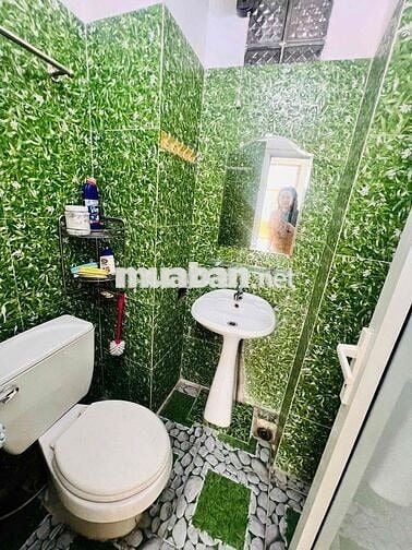 Cho thuê mặt bằng ngã 3 Nguyễn Trãi 15tr