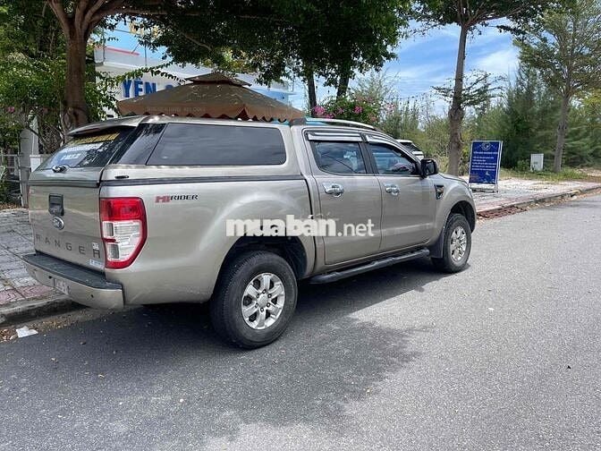 Ford Ranger 2015 XLS 2.2L 4x2 AT - 18000 km