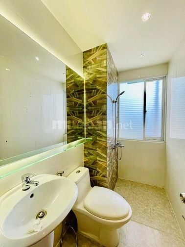 Nhà 2 tầng, 69m2 ngay Tô Hiến Thành, Q10. Giá: 4 Tỷ 110, hẻm ô tô 5m
