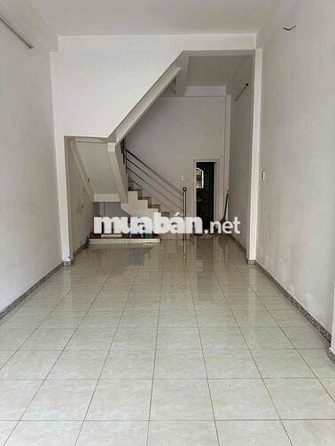 Cho thuê mặt bằng ngã 3 Nguyễn Trãi 15tr