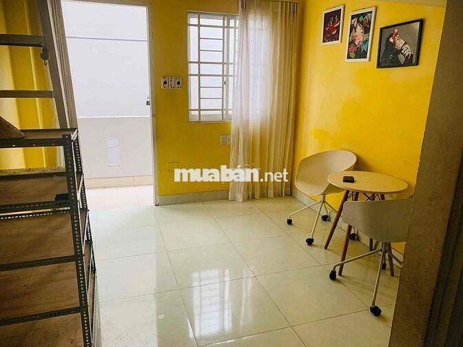 phòng 2.8tr, máy lạnh, wwifi,có gác, 25m, hầm xe, đường H.T.Phát, q.7