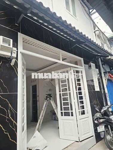 Nhà SHR Trần Văn Khánh nhà đẹp ở ngay  chợ Tân Thuận Tân Thuận Đông