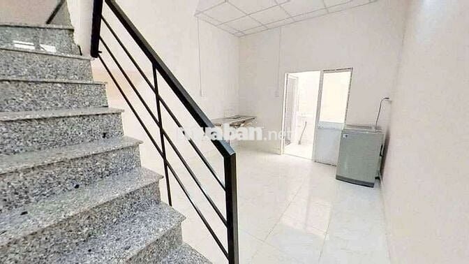 NHÀ LIỀN KỀ TRỆT LẦU 2 PHÒNG NGỦ