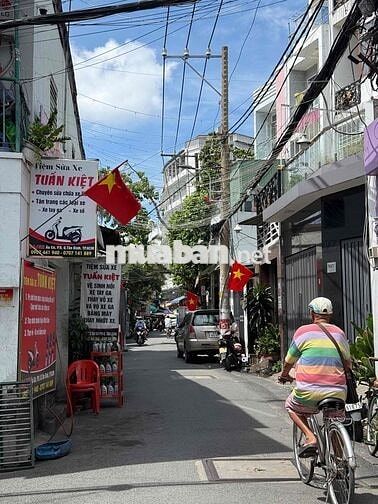 Sát mặt tiền Lý Thường Kiệt, 41m2, nhà đẹp