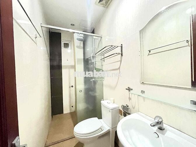 CHO THUÊ NHÀ Ở KINH DOANH 4 TẦNG MẶT TIỀN Ở KHU BÀN CỜ GIÁ 20 TRIỆU/ T