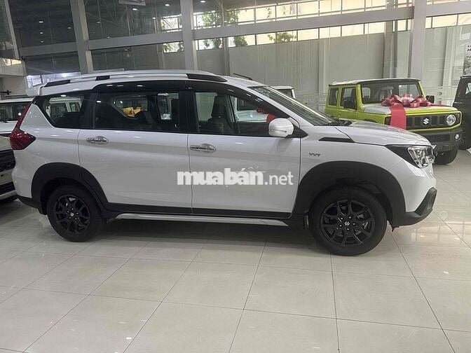Suzuki XL 7 2025 giảm trước bạ tặng full phụ kiện