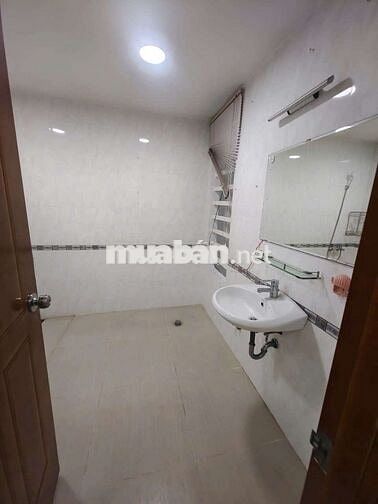 Cho thuê nhà mặt tiền đường số Nam Long