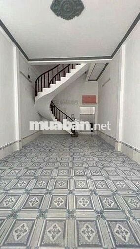 Cho thuê nhà hẻm 2m(XM) Kênh Tân Hóa, P.Tân Phú, Q.Tân Phú giá 9.5tr
