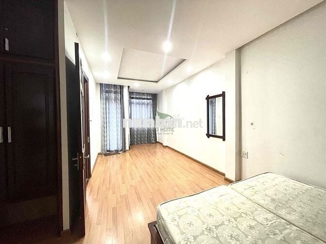 CHO THUÊ NHÀ Ở KINH DOANH 4 TẦNG MẶT TIỀN Ở KHU BÀN CỜ GIÁ 20 TRIỆU/ T