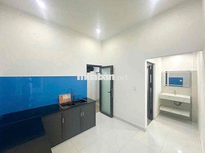 cho thuê nhà nguyên căn dt 100m2 2 p ngủ d xe hơi nhà mới y hình