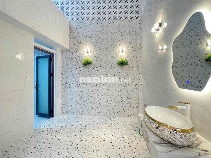 5,7m x 18,5m NHÀ 5LẦU MẶT TIỀN ĐƯỜNG KINH DOANH, DS 79 TÂN QUY QUẬN 7