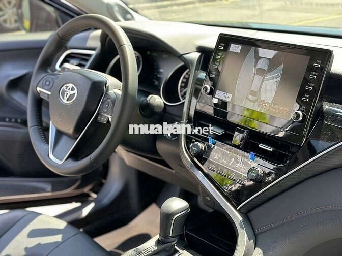 Toyota Camry 2.5Q 2021