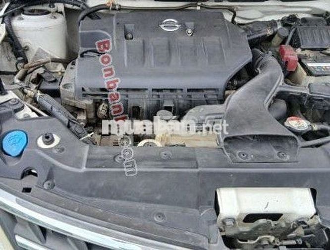 Nissan Tiida 1.6 AT 2009