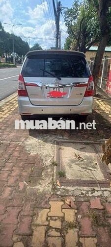 Toyota Innova 2015 2.0E - 135218 km