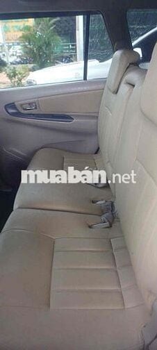 Toyota Innova 2015 2.0E - 135218 km