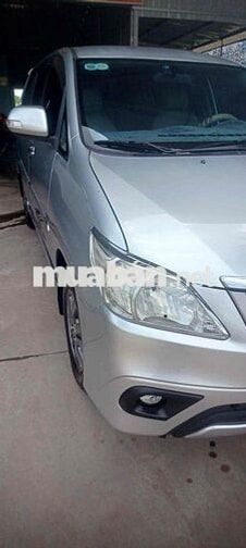 Toyota Innova 2015 2.0E - 135218 km