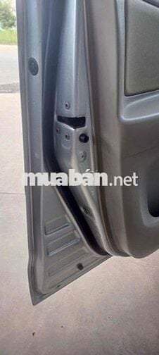 Toyota Innova 2015 2.0E - 135218 km