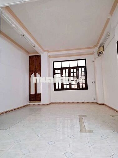 Bán biệt thự diện tích đất hơn 300m2, 7 phòng ngủ