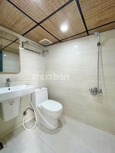 Bán CHDV 10PN, 5x20m, 4 lầu, Bùi Minh Trực P5 Q8
