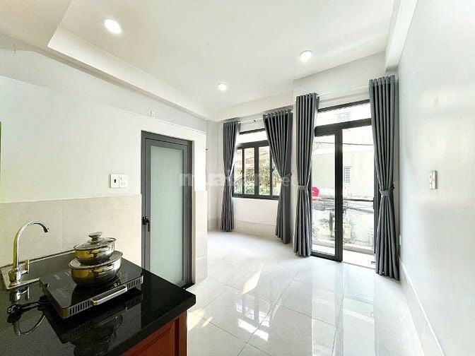 Bán CHDV 10PN, 5x20m, 4 lầu, Bùi Minh Trực P5 Q8