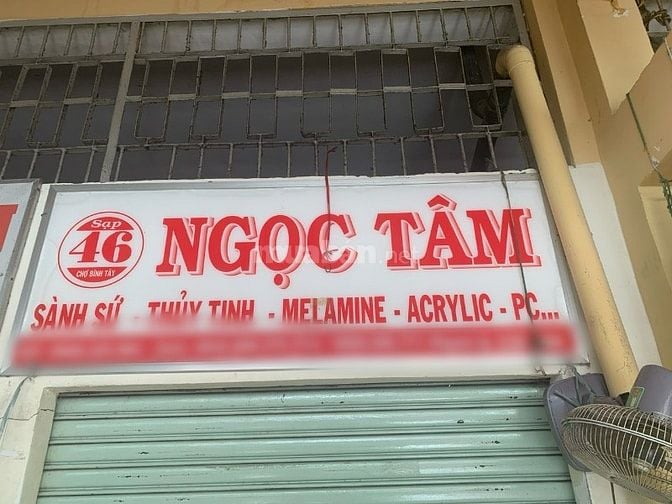 Sang sạp chợ Bình Tây ngành sành sứ thuỷ tinh Lê Tấn Kế