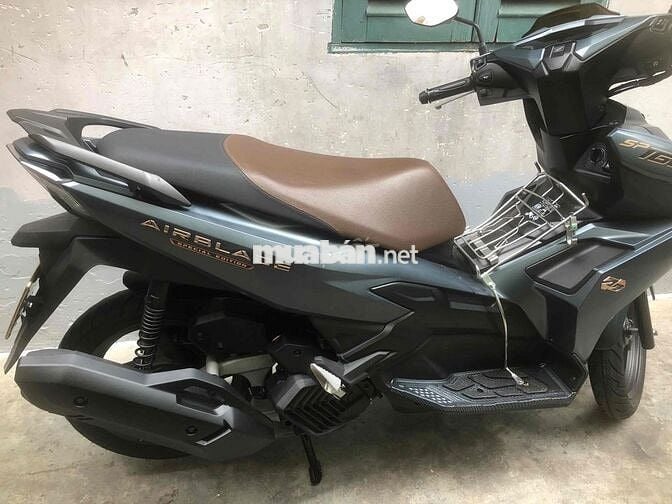 A/B 160 MÀU XANH XÁM ĐEN . Đ/K 6/2023