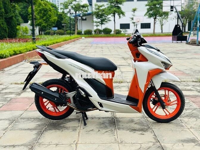 HONDA VARIO 125 FI BẢN ĐEN SẦN KHÓA SMARKEY
