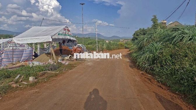 Bán đất mặt tiền bê tông Hoàn Kiếm 2, Nam Hà, Lâm Hà, LĐ