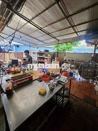 sang lại quán nhậu ẩm thực 1000 m2 1 đời chủ. mặt tiền nguyễn thị búp