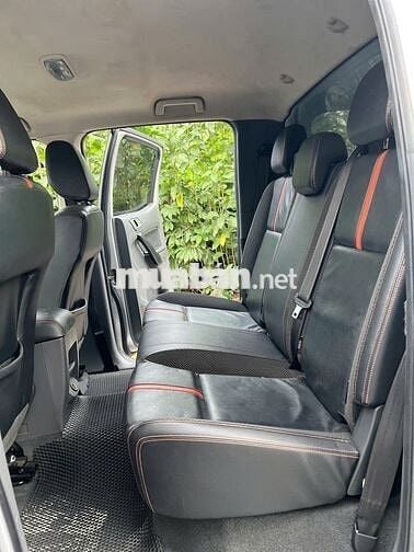 Ford Ranger 2015 Wildtrak 3.2L 4x4 - mới 9,9 vạn