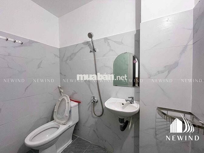 DUPLEX 2 CHỖ NGỦ SÁT UFM, ĐH LUẬT Q4, MỚI 100% NHÀ THANG MÁY, HẦM XE