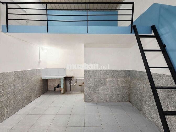 PHÒNG MỚI AN NINH, TỰ DO NGAY GO DĨ AN ĐI KTX KHU B KINH TẾ LUẬT 8P