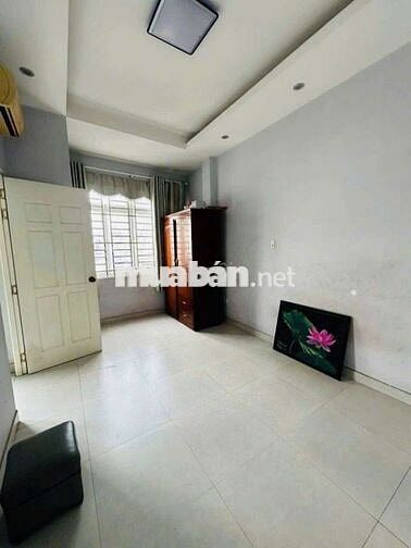 Nhà 2 măt tiền đs4 HBP ngang 6m 12tr/ tháng