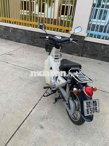 cần bán xe HON DA cub én lùn 50/cc chau âu có đề