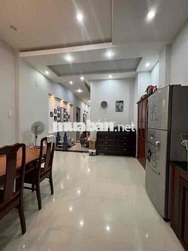🌹NHÀ RẺ TÂN BÌNH-DT 4 X 9 -VỚI 2 TẦNG LẦU-SÁT LẠC LONG QUÂN GẦN NGÃ 4