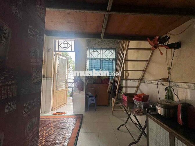 Nhà bán mặt tiền siêu nhỏ Trần Việt Châu