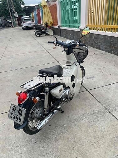cần bán xe HON DA cub én lùn 50/cc chau âu có đề