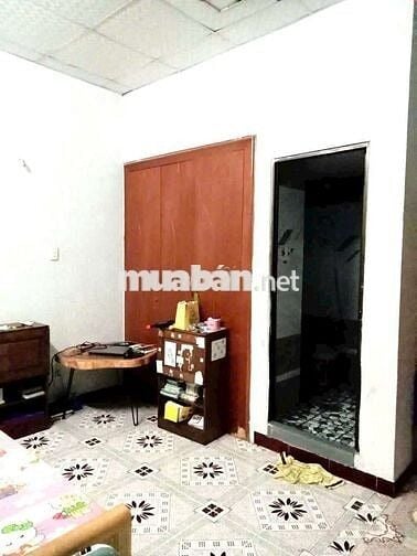 Nhà mặt tiền đs 4 p16 gv 4x15m lầu 4pn. Gần công viên Làng Hoa