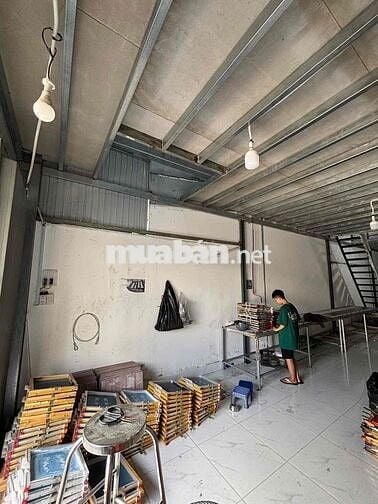 nhà cho thuê nguyên căn có gác suốt