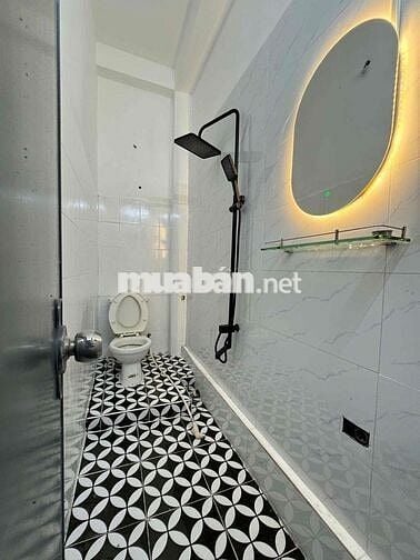 Cho Thuê Căn 2pn2wc Ban Công Rộng Máy Giặt Riêng Full NT Ngay CMT8 Q10
