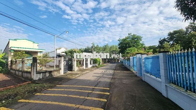 4 nền F0 MT kinh doanh trung tâm Xã Đồi 61, liền kề KCN và Tổng kho