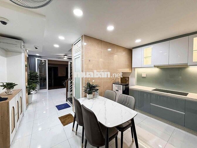 BÁN NHÀ - NGUYỄN CỬU VÂN - HXH- 4 TẦNG - 6PN - GIÁP Q1 - BÌNH THẠNH