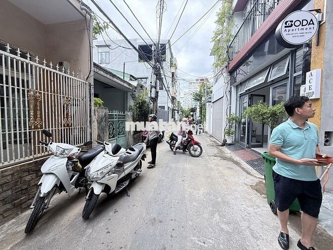 Cho thuê nhà mặt tiền đường Tô Hiến Thành, Sơn Trà.
