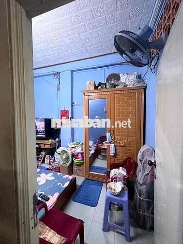 GÓC CHO THUÊ : QUẬN 1 GIÁ 13triệu/ tháng( cọc 1 tháng