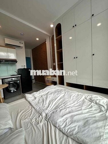 Căn Hộ Studio Ban Công, Máy Giặt Riêng Full NT Gần Bùi Viện - Quận 1