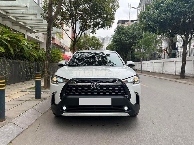 Toyota Corolla Cross 1.8G 2022 trắng đẹp