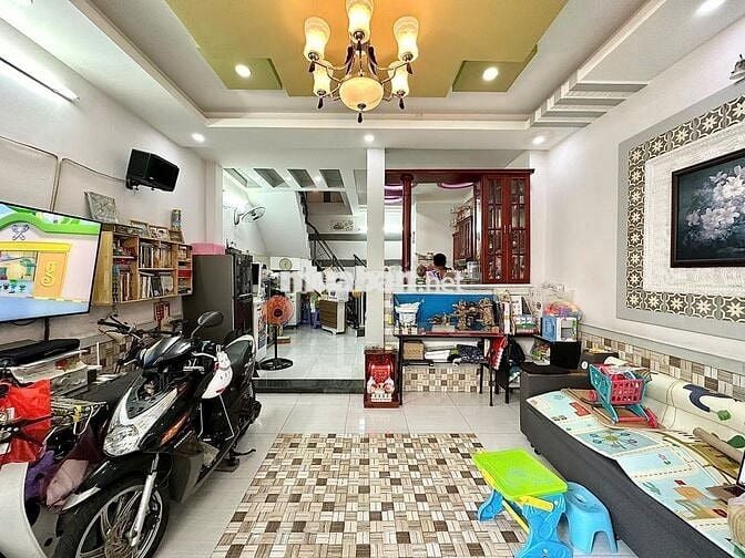 Bán nhà hẻm xe hơi đường Nơ Trang Long, Bình Thạnh, 43m2, 4 tầng BTCT