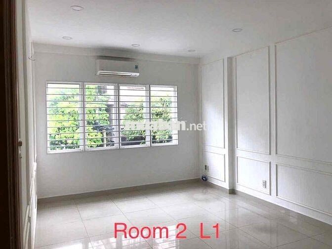 NGUYÊN CĂN QUẬN 10 ( 10x14 ) 6 PHÒNG , CÓ SÂN TO KD TỰ DO