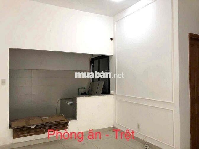 NGUYÊN CĂN QUẬN 10 ( 10x14 ) 6 PHÒNG , CÓ SÂN TO KD TỰ DO